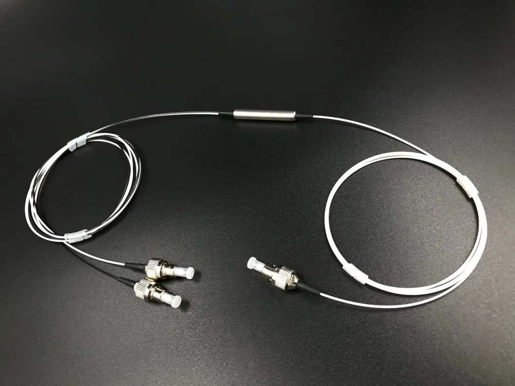 Polarization Insensitive Optical Circulator with FC Connector