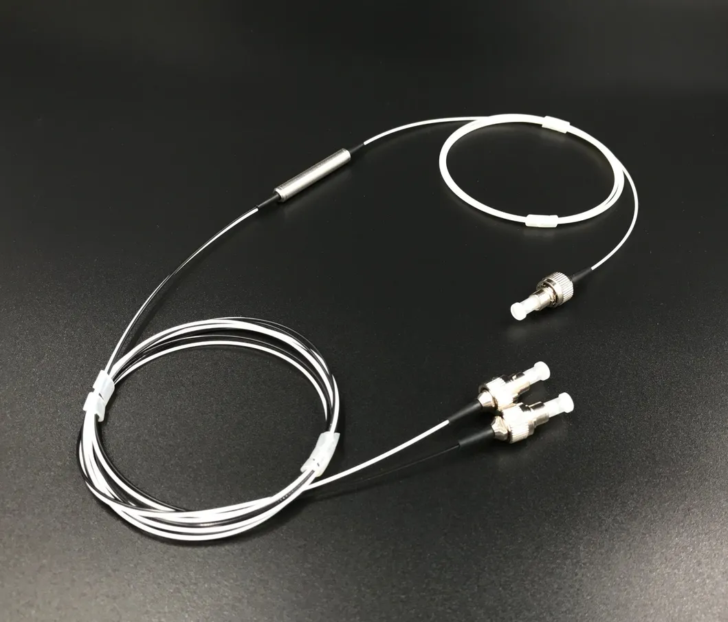 Polarization Insensitive Optical Circulator with FC Connector