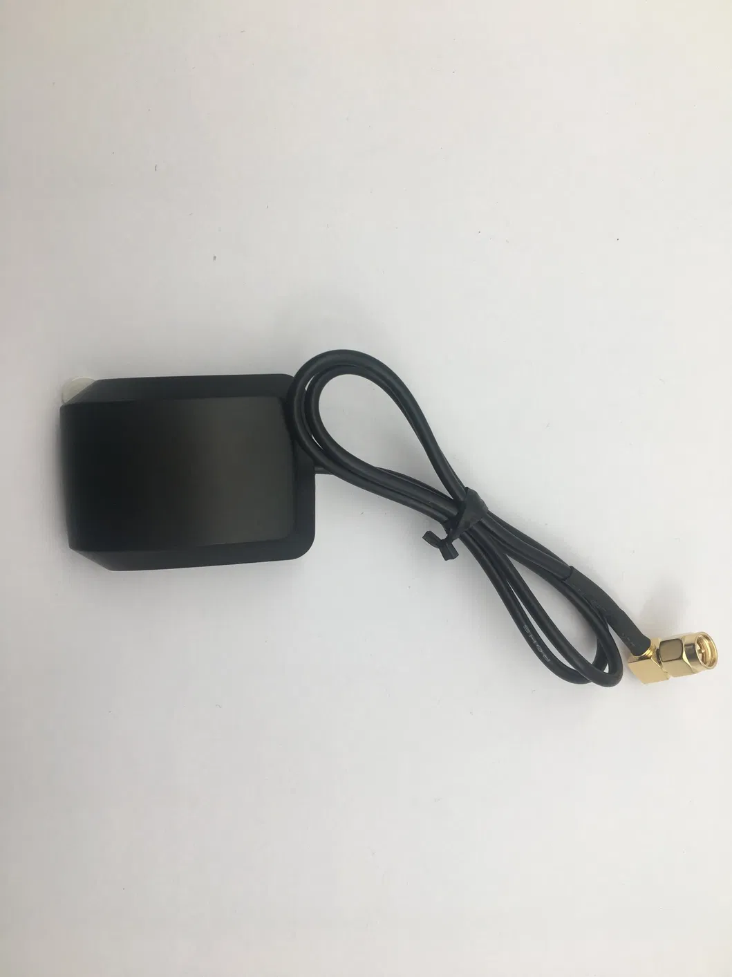 Size 48X37X19mm GPS External Active Antenna with R/a SMA Connector, Adhesive, 1575.42MHz GPS Antenna